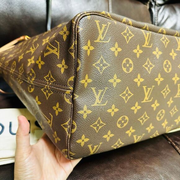 Brand New Louis Vuitton Neverfull GM Beige Interior - Picture 9 of 16